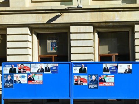 Tarixi səsvermə: Prezident seçkilərində ikinci kim olacaq?