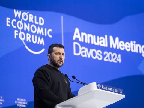 Zelenski görüşdən imtina etdi: O, mənim səviyyəmdə deyil 