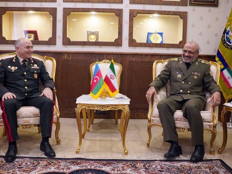 Azərbaycan generalı İranda müzakirələr apardı