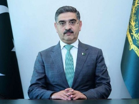 Pakistan hökumətinin rəhbəri İranla gərginliyə görə Davosu tərk etdi