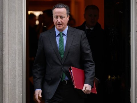 İndi XİN başçısı olmaq 1930-da olmaq kimidir - Kameron Putini Hitlerə bənzətdi