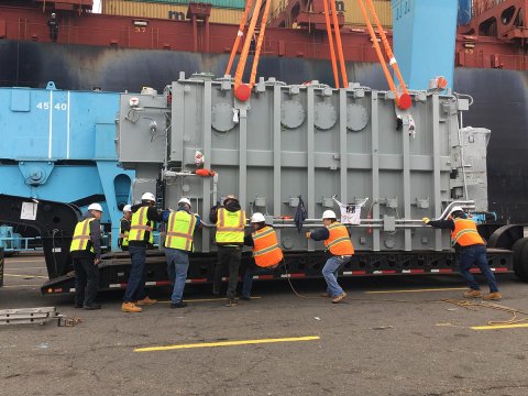 Ölkə daxilində daşınan yüklər necə sığortalanmalıdır? - VİDEO