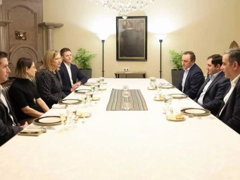 Papikyan ABŞ səfiri ilə naharda nələri müzakirə etdi?