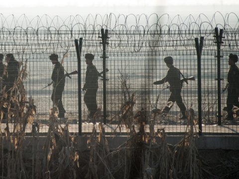 Ötən il 196 nəfər Şimali Koreyadan qaçıb