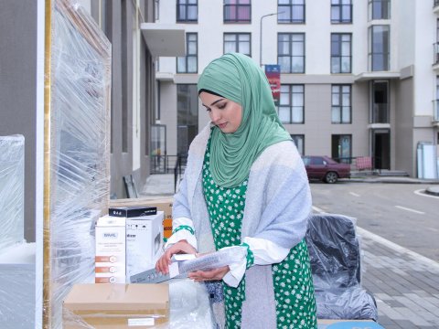 Füzuliyə köçürülən bir qrup şəxsə avadanlıqlar təqdim edildi