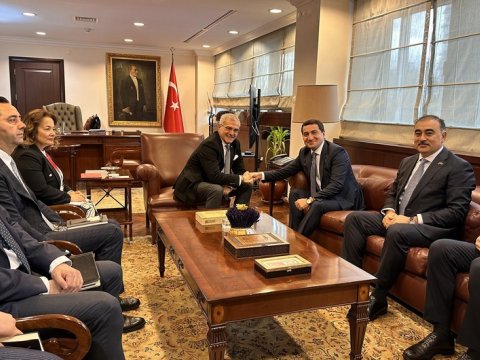 Hikmət Hacıyev Türkiyə XİN başçısının müavini ilə görüşdü 