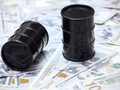 Neftin qiyməti 85 dolları keçdi