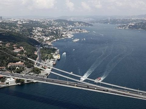 Çanaqqala boğazı bəzi gəmilər üçün BAĞLANDI