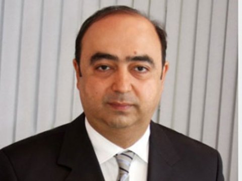 Prokuror sabiq deputata 15 il iş istədi