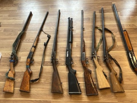Şamaxıda 9 tüfəng polisə təhvil verildi