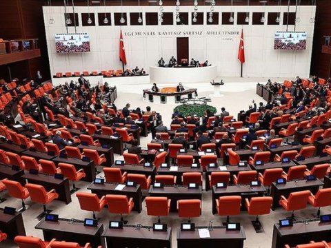 Türkiyə parlamenti İsveçi müzakirə edəcək