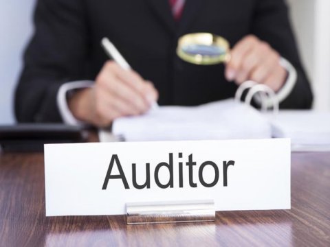 Azərbaycanda 10 audit şirkətinin lisenziyası dayandırıldı