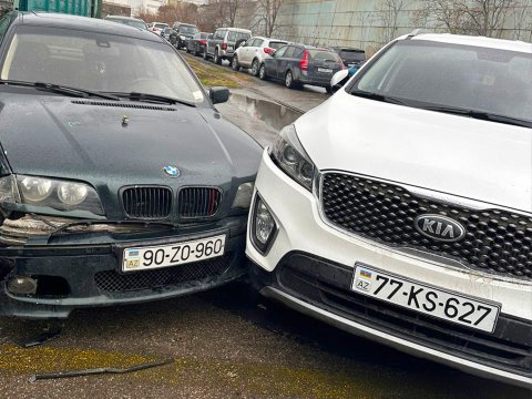 Dəmir yolu stansiyasında zəncirvari qəza - FOTO