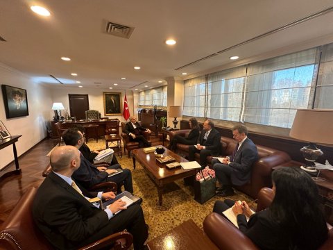 Türkiyə və Kanada XİN-ləri arasında müzakirələr