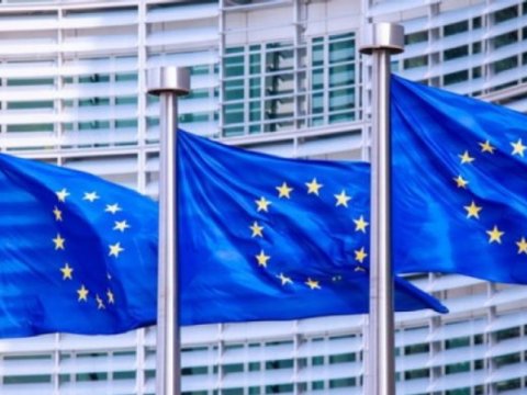 Budapeşt bu dəfə də Ukraynaya yardıma mane olsa, cəzalandırılacaq