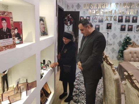 İcra başçısı şəhid ailəsini ziyarət edib - FOTO