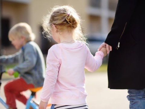 Son illər 504 uşaq övladlığa verilib - RƏSMİ