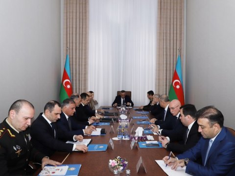 Hərbi xidmətə yanvar çağırışı müzakirə olundu