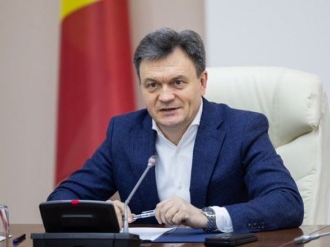 Moldovalı nazir Bakıya gəlir