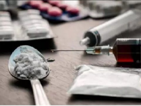 Gürcüstanda narkomanların sayı artıb