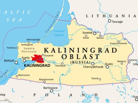 Putin NATO sərhədləri ilə əhatələnən vilayətə yollandı