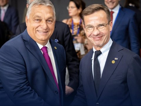 İsveç Macarıstanla NATO-nu müzakirə edəcək