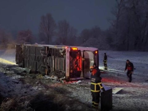 Türkiyədə ağır qəza: 6 ölü, 33 yaralı