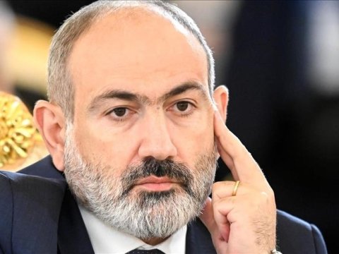 Paşinyanı Gürcüstanda həmkarının müavini qarşıladı