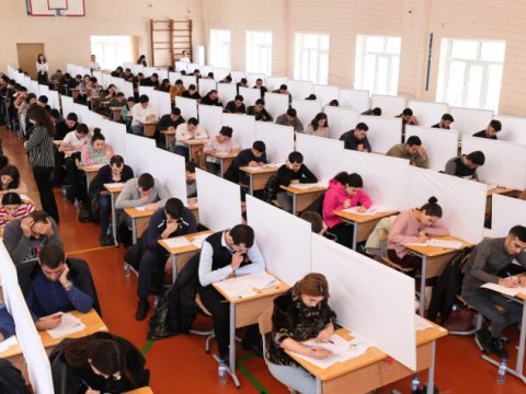 12 min bakalavr magistraturaya sənəd verdi