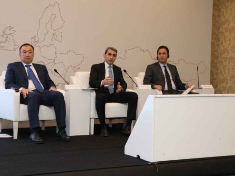 ADY sədri Türkiyədə keçirilən dəyirmi masada iştirak edib - FOTO