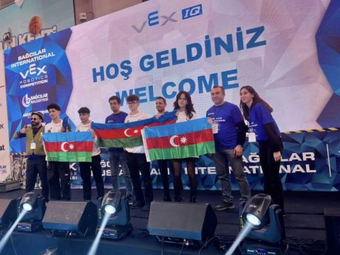 “Bayrağımızın dalğalanması qürurverici idi”