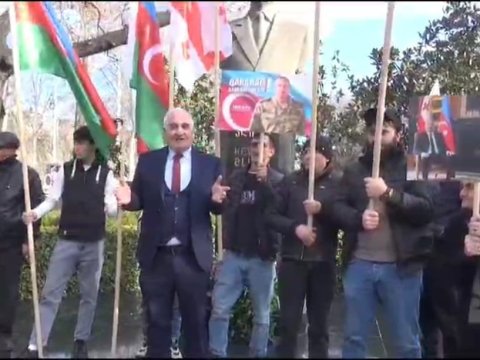 Tbilisidə İlham Əliyevə dəstək aksiyası