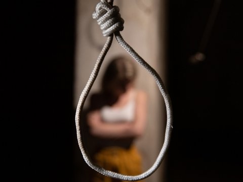 Bu ölkədə 1 ildə 21 mindən çox insan intihar edib 