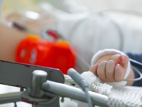 4 aylıq körpə qızılcanın qurbanı oldu 