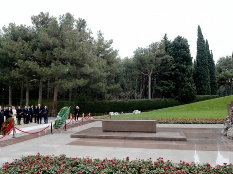 Hulusi Akar Azərbaycana gəldi