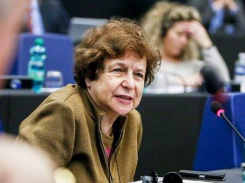 Latviyalı deputat Rusiyanın xeyrinə casusluqda ittiham olunur