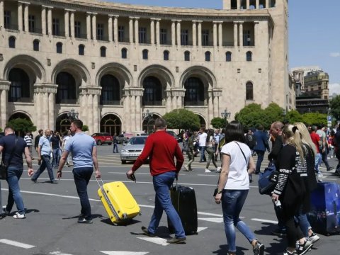 Keçən il ruslar Ermənistanda 900 şirkət açıblar