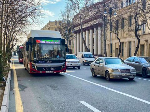 Avtobus və velosiped zolaqlarının faydası: Evə 25-30 dəqiqə daha tez çatırıq
