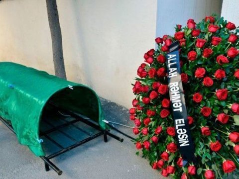 Azərbaycanda tanınmış musiqiçi vəfat etdi - FOTO