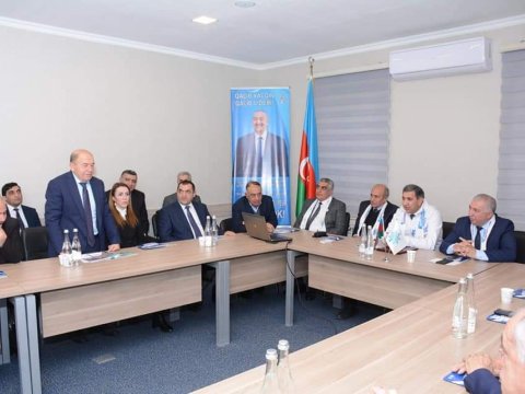 Kəlbəcər ziyalıları, ağsaqqalları ilə görüş keçirilib