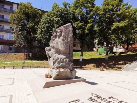 Erməni terrorçunun Xankəndidəki abidəsi GÖTÜRÜLDÜ