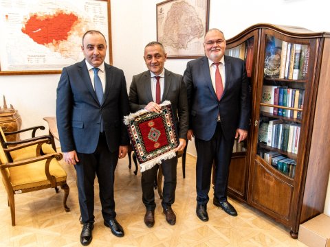 Komitə sədrinin müavini dövlət katibi ilə görüşüb