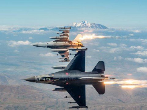 ABŞ-la Britaniya husilərin hədəflərinə yenidən zərbələr endirdi