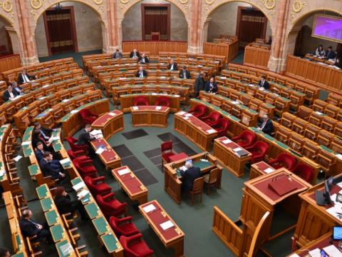 Macarıstanda İsveçin NATO-ya üzvlüyü ilə bağlı müzakirə baş tutmadı