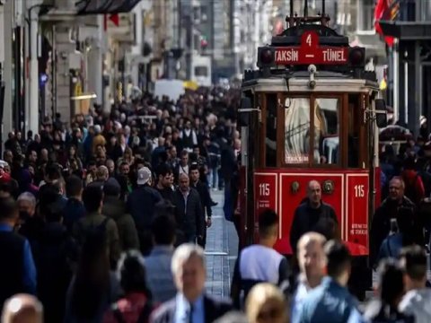 Türkiyə əhalisi: say artıb, temp azalıb...