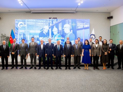 BMU tələbələri “Sabahın gücü” İnkişaf Proqramının məzunu olublar - FOTO