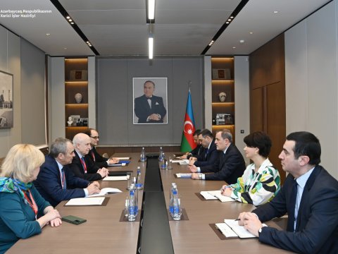 Ceyhun Bayramov MDB Baş katibini qəbul edib