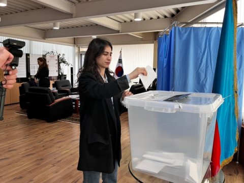 Cənubi Koreyada Azərbaycan prezidenti seçkiləri başa çatdı