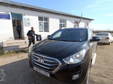 Azərbaycanın ən yaşlı seçicisi səs verdi