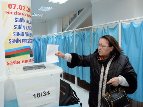Azərbaycanda prezident seçkiləri - REPORTAJ